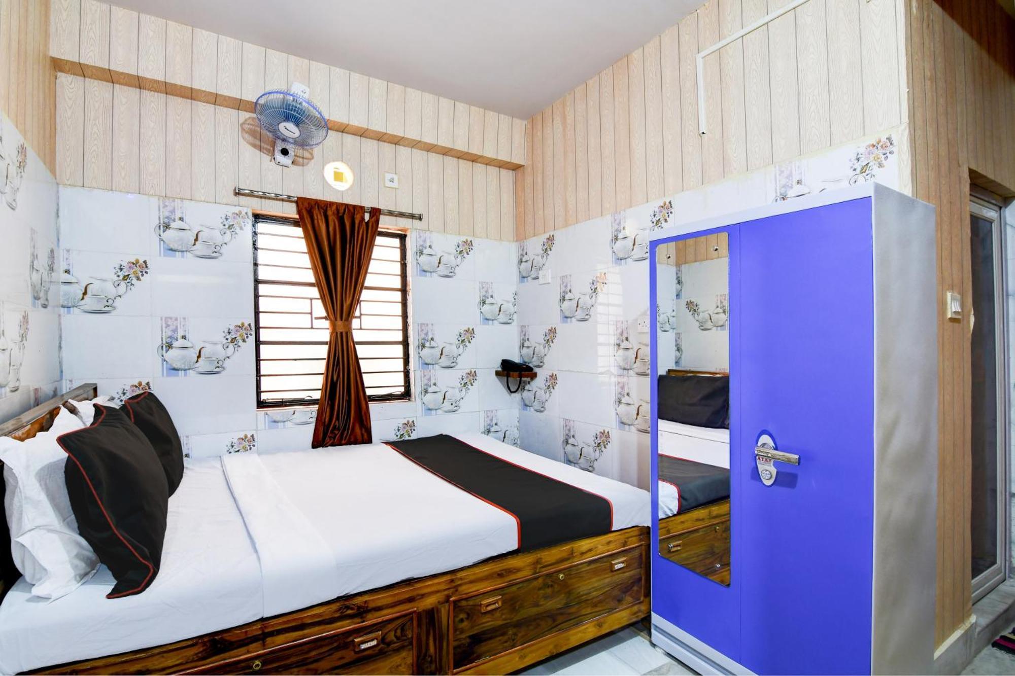 Joy Maa Tara Hotel & Restaurant コルカタ エクステリア 写真
